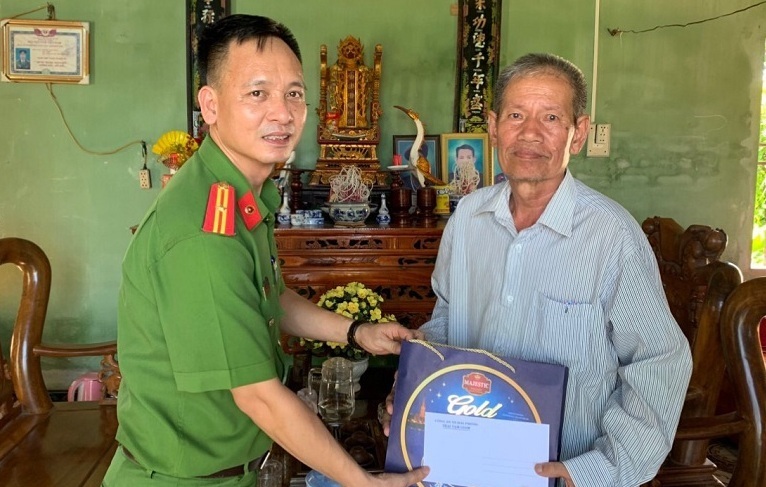 Trại Tạm giam CATP thi đua lập thành tích chào mừng 75 năm Ngày chủ tịch Hồ Chí Minh có Sáu điều dạy Công an nhân dân